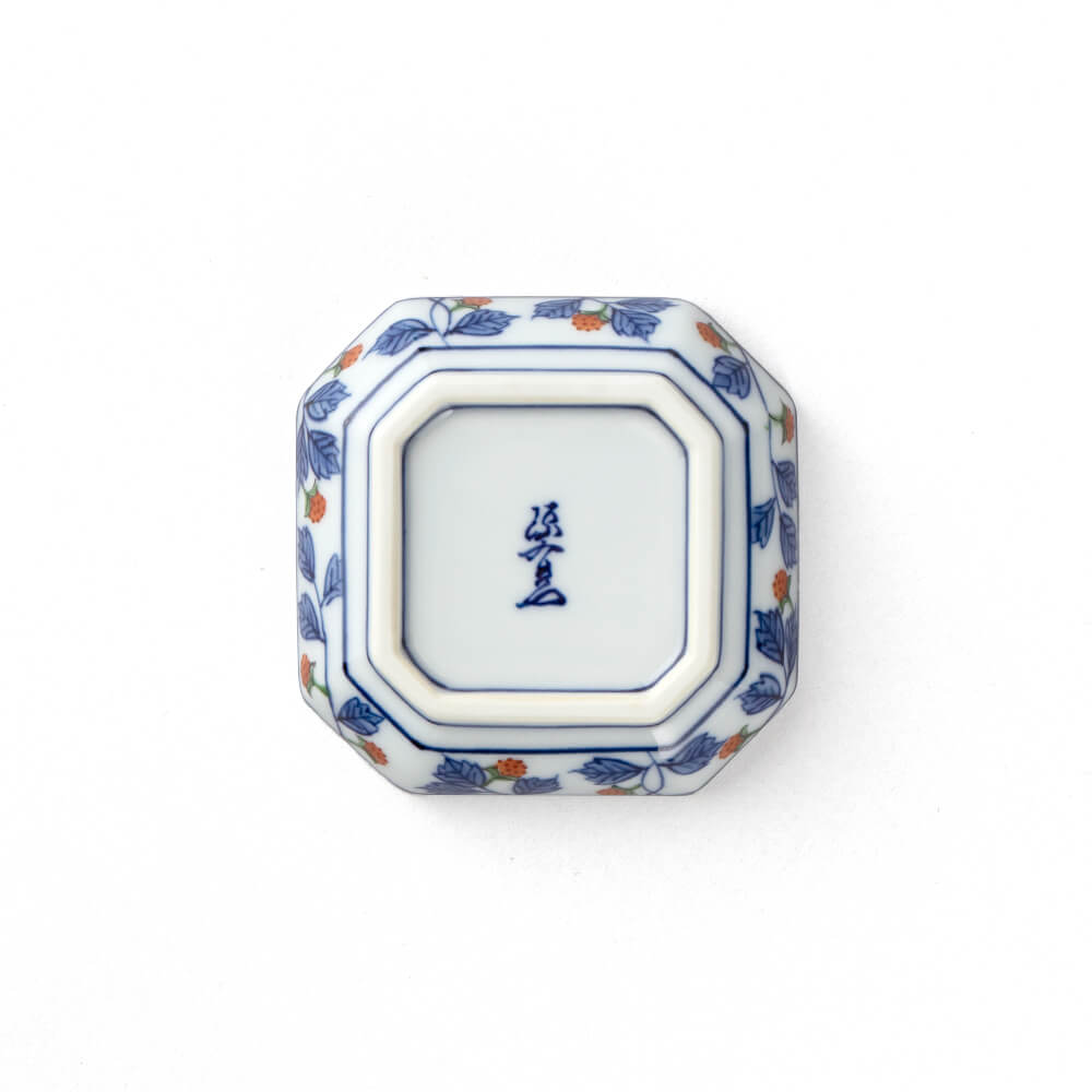 染錦苺絵（赤） 豆方皿 ｜ 有田焼の源右衛門窯公式オンラインショップ