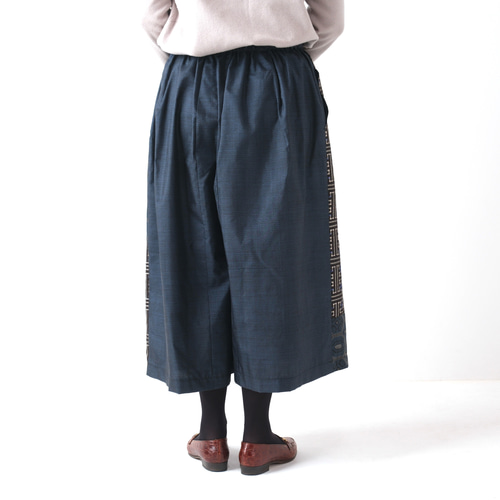 日本/大島紬】アンティーク大島紬のパッチワークガウチョパンツ 青秋名