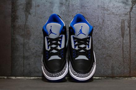 国内8月16日発売予定】 ナイキ エアジョーダン3 レトロ ブラック