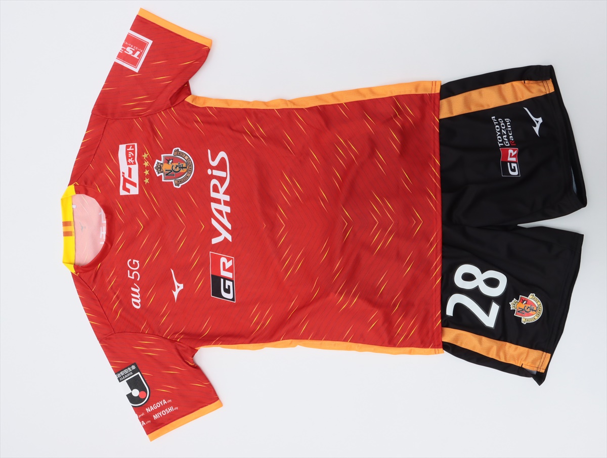 HATTRICK（ハットトリック）-選手の想いをファンへ届ける公式