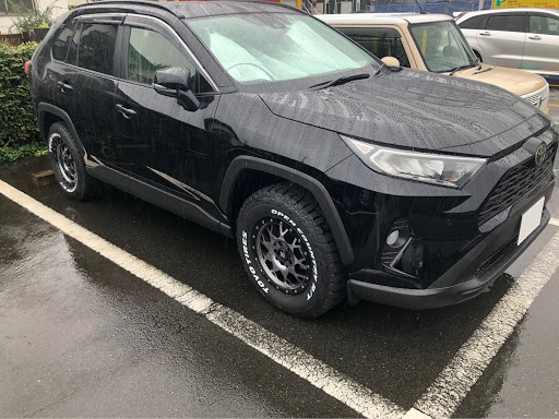 RAV4のMXAA54・オープンカントリーRT・ホワイトレター除去作業
