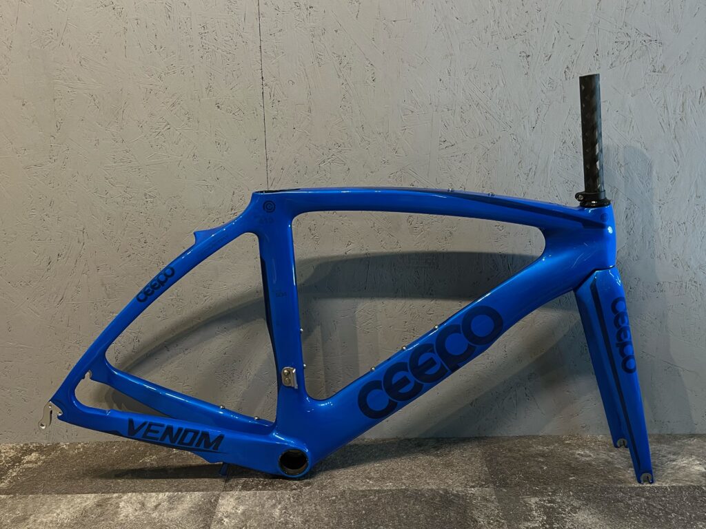 CEEPO VENOM Lサイズ フレームセット CEEPO VENOM Lサイズ フレーム
