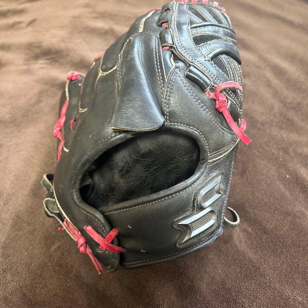 硬式野球グローブ 黒/赤 レザー製 FIRES 野球 ファイヤーズ 硬式グローブ グラブ 硬式 ピッチャー用 投手