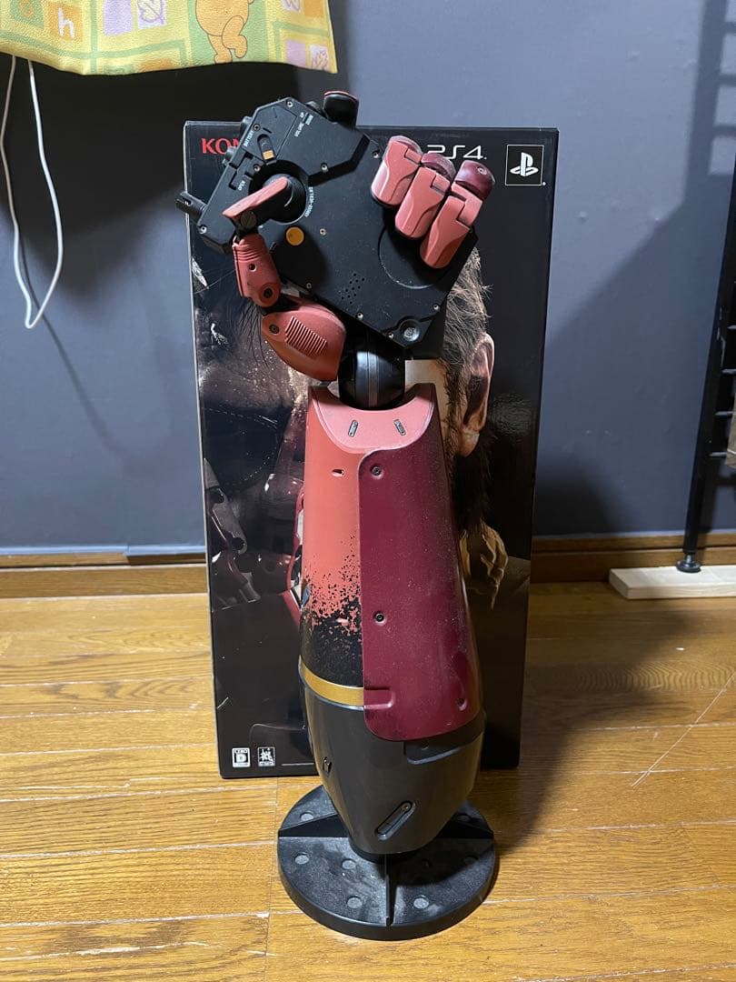 MGSV バイニックアーム1/1スケール＋iDROID付き 6a4568ba-4d0f-4ee9-9430-