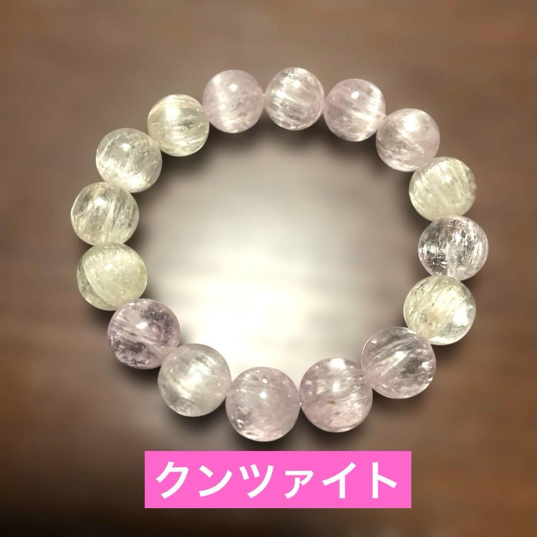 クンツァイトAAA 宝石質10mmブレスレット キャッツアイ効果抜群❗️天然石 ホワイトクンツァイトキャッツアイブレスレット（約10mm玉） - 埼玉県