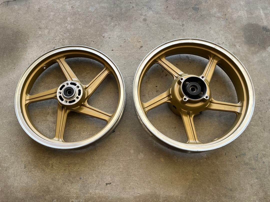 ゼファー400 前後ホイール　ハブ　ハブダンパー　送料込み カワサキ（Kawasaki） ゼファー400(ZR400C) リヤハブダンパー