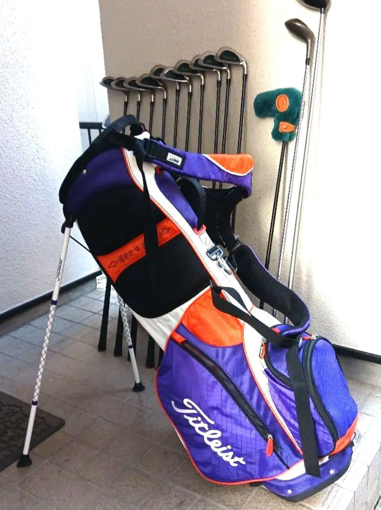 Titleist キャディバッグ スタンドバッグ 9型、クラブ セット 楽天市場】Titleist タイトリスト 9型 スタンド式 キャディバッグ