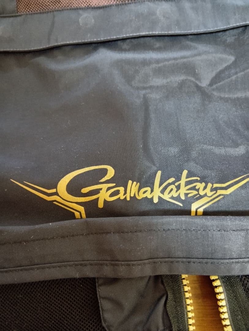 がまかつ　Gamakatsu フィッシングベスト 最高級クラスベスト サイズLL