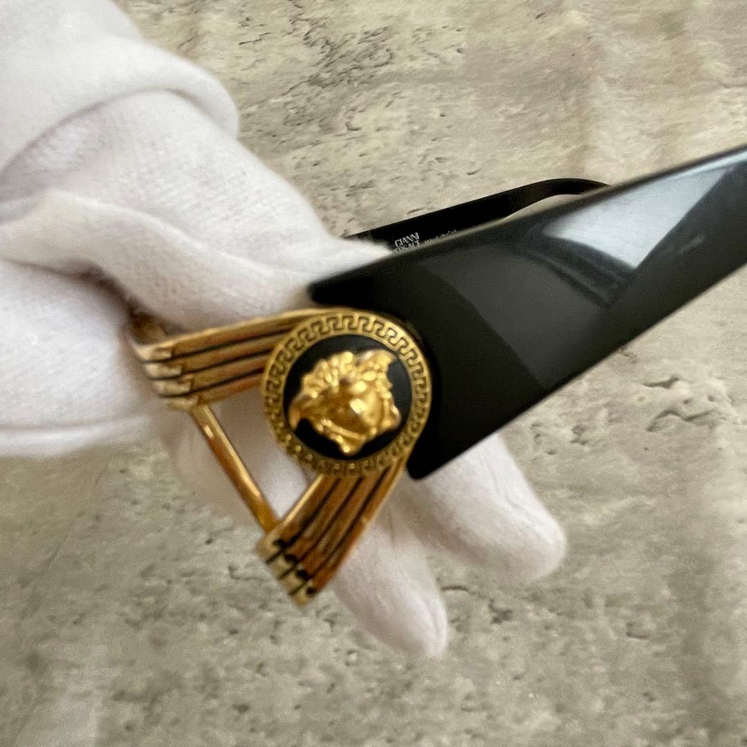 ジャンニ ヴェルサーチ メガネ メデューサ MOD S64 - メルカリ