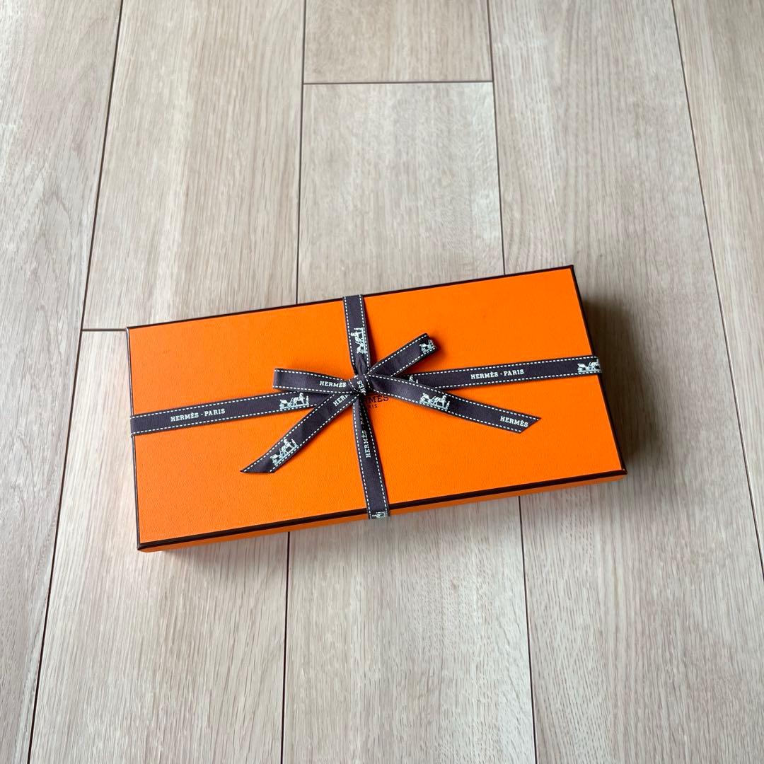 HERMESエルメス 今期 カシミヤ マフラー 《エニー・モール》 新品未使用！