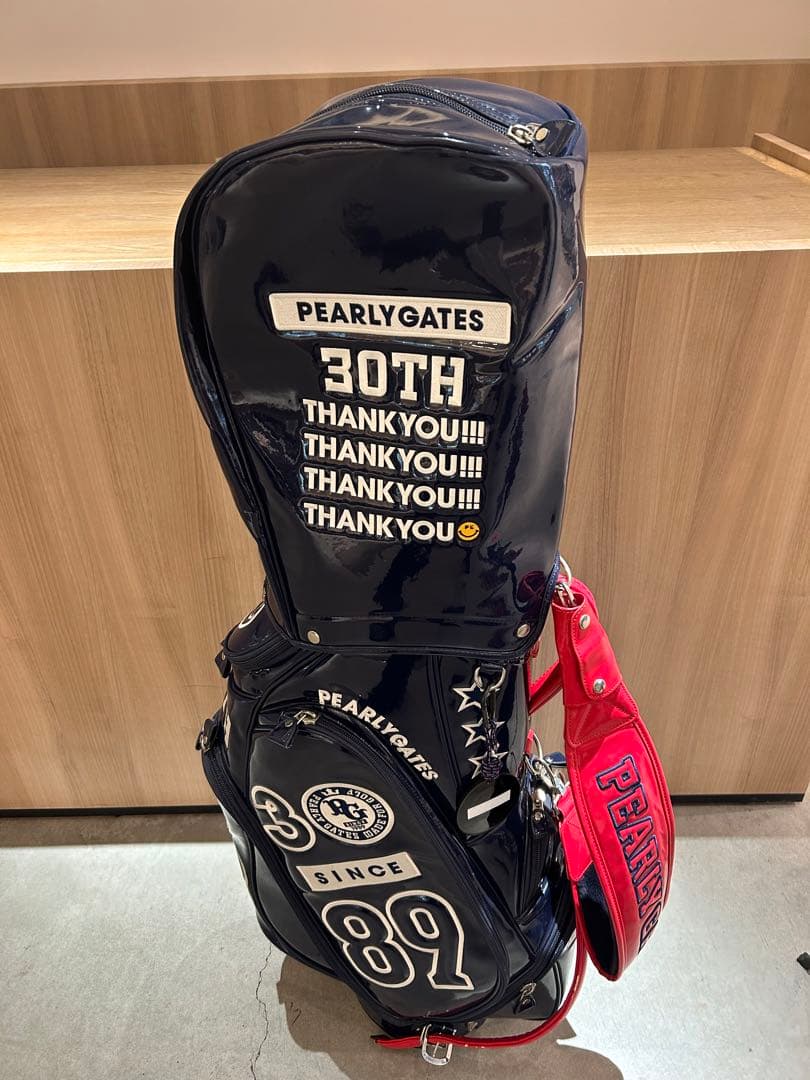 PEARLY GATES キャディバッグ 30周年記念 ☆エナメル☆ - メルカリ