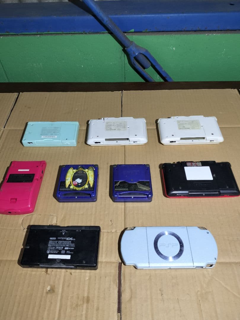C*引様 ◆動作未確認◆ゲーム機本体　まとめ出品！！　9個 GBSP.DS他